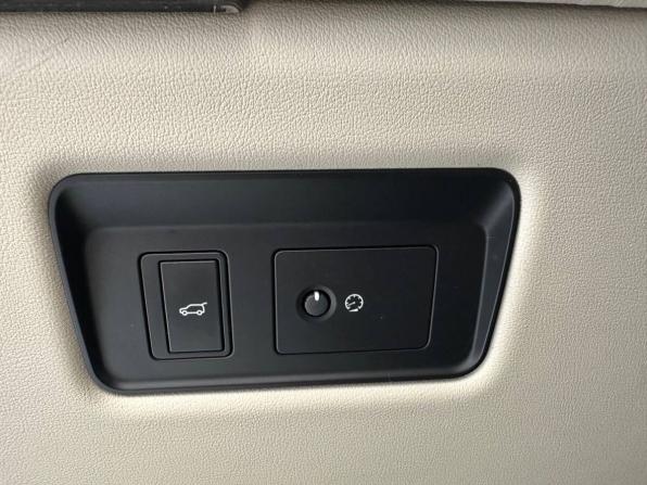 Land Rover Range Rover IV Рестайлинг с пробегом 2021 года, цена 8 199 000 рублей, 48063 км, внедорожник, Автокод Объявления