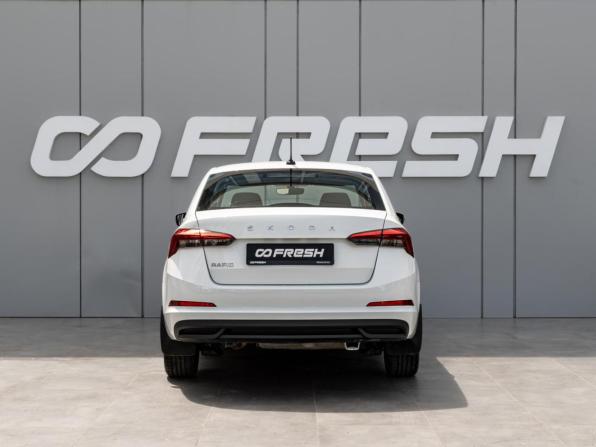 Skoda Rapid II с пробегом 2021 года, цена 1 585 000 рублей, 112176 км, лифтбек, Автокод Объявления