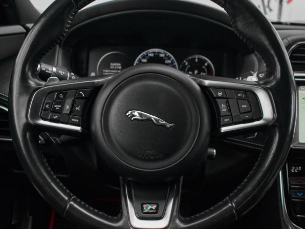 Jaguar XE I с пробегом 2017 года, цена 1 950 000 рублей, 128761 км, седан, Автокод Объявления