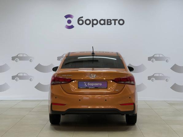 Hyundai Solaris II с пробегом 2018 года, цена 1 369 000 рублей, 101208 км, седан, Автокод Объявления