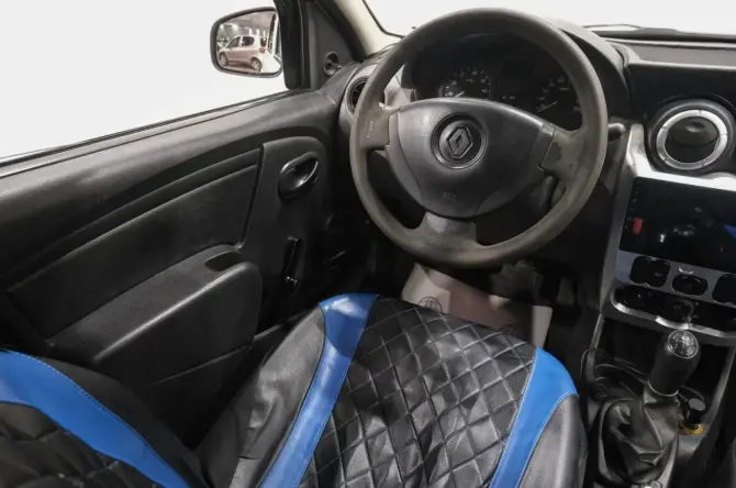 Renault Logan I Рестайлинг с пробегом 2011 года, цена 199 000 рублей, 275000 км, седан, Автокод Объявления