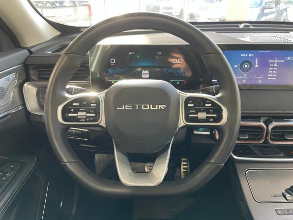 JETOUR X70+ I Рестайлинг с пробегом 2024 года, цена 2 327 700 рублей, 29220 км, внедорожник, Автокод Объявления
