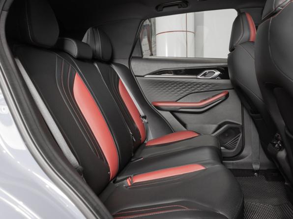 Geely Coolray I Рестайлинг с пробегом 2024 года, цена 2 128 900 рублей, 21000 км, внедорожник, Автокод Объявления