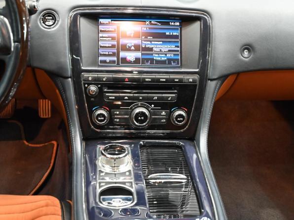 Jaguar XJ IV (X351) с пробегом 2013 года, цена 1 465 000 рублей, 157453 км, седан, Автокод Объявления
