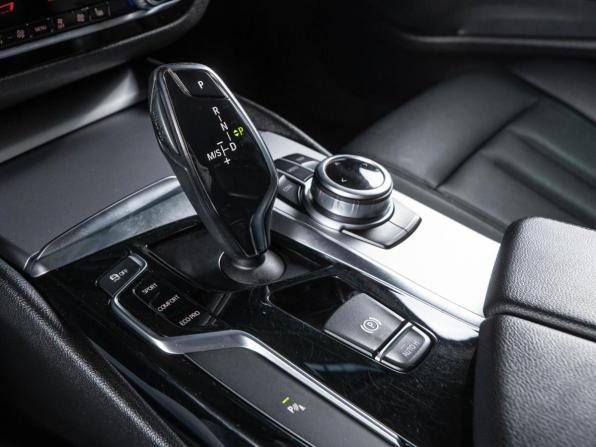 BMW 5 серии VII (G30/G31/G38) с пробегом 2018 года, цена 2 730 000 рублей, 206790 км, седан, Автокод Объявления