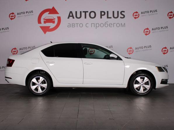 Skoda Octavia III (A7) Рестайлинг с пробегом 2019 года, цена 1 580 000 рублей, 97894 км, лифтбек, Автокод Объявления