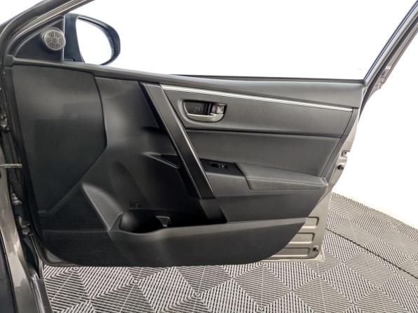 Toyota Corolla XI (E160 E170 E180) с пробегом 2016 года, цена 1 360 000 рублей, 173494 км, седан, Автокод Объявления