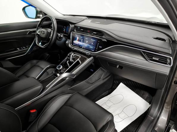 Geely Atlas Pro с пробегом 2023 года, цена 2 080 000 рублей, 32917 км, внедорожник, Автокод Объявления