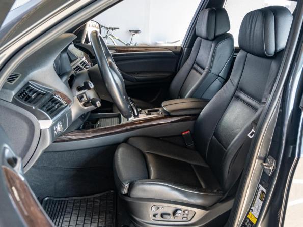 BMW X5 II (E70) Рестайлинг с пробегом 2010 года, цена 1 980 000 рублей, 172675 км, внедорожник, Автокод Объявления