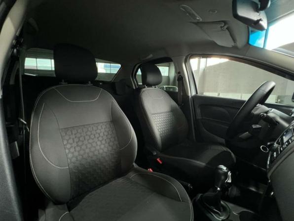Renault Logan II с пробегом 2018 года, цена 960 000 рублей, 48928 км, седан, Автокод Объявления