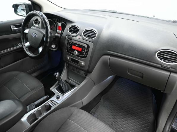 Ford Focus II Рестайлинг с пробегом 2011 года, цена 609 900 рублей, 280000 км, седан, Автокод Объявления