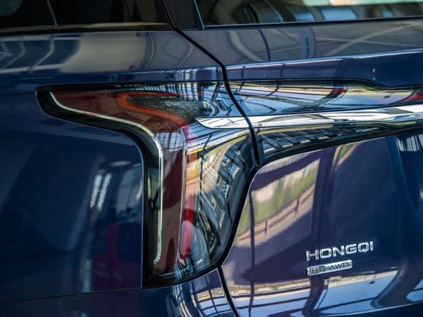 Hongqi HS7 II с пробегом 2025 года, цена 5 590 000 рублей, 4 км, внедорожник, Автокод Объявления