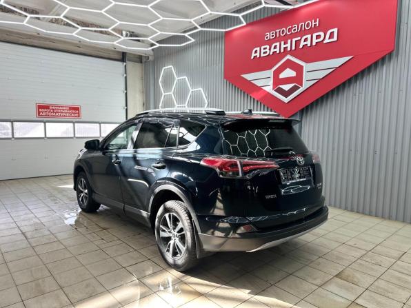 Toyota RAV4 IV (XA40) Рестайлинг с пробегом 2017 года, цена 2 447 000 рублей, 133707 км, внедорожник, Автокод Объявления