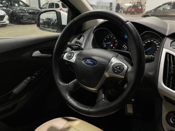 Ford Focus III с пробегом 2013 года, цена 730 000 рублей, 178295 км, хэтчбек, Автокод Объявления