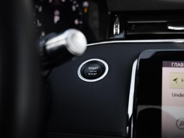 Land Rover Range Rover Evoque II с пробегом 2020 года, цена 3 699 000 рублей, 71273 км, внедорожник, Автокод Объявления