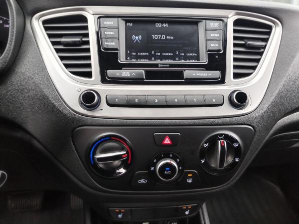 Hyundai Solaris II Рестайлинг с пробегом 2020 года, цена 1 520 000 рублей, 64936 км, седан, Автокод Объявления