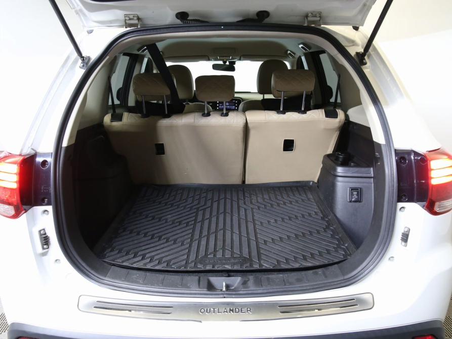 Mitsubishi Outlander III Рестайлинг 2 Санкт-Петербург  - изображение 12