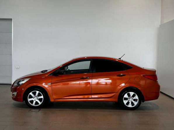 Hyundai Solaris I Рестайлинг с пробегом 2015 года, цена 1 060 000 рублей, 138483 км, седан, Автокод Объявления
