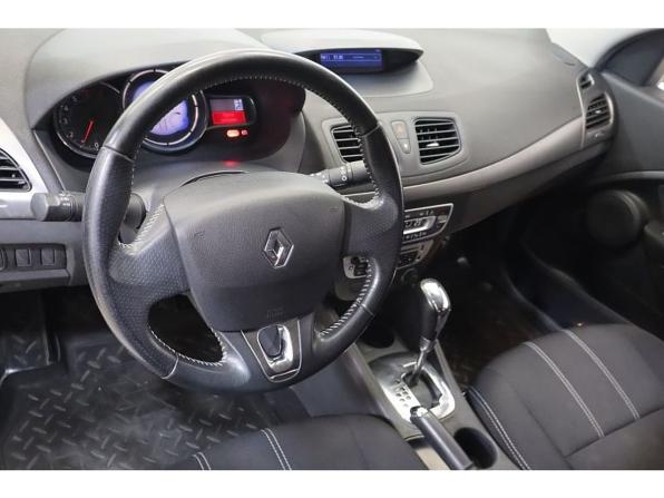 Renault Fluence I Рестайлинг с пробегом 2013 года, цена 802 100 рублей, 132299 км, седан, Автокод Объявления