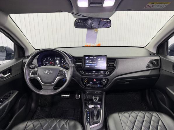 Hyundai Solaris II Рестайлинг с пробегом 2021 года, цена 1 577 000 рублей, 96599 км, седан, Автокод Объявления