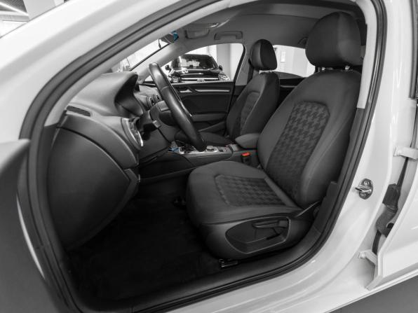 Audi A3 III (8V) с пробегом 2015 года, цена 1 580 000 рублей, 110373 км, седан, Автокод Объявления