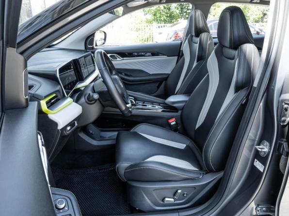Geely Coolray I Рестайлинг с пробегом 2023 года, цена 2 095 000 рублей, 60390 км, внедорожник, Автокод Объявления