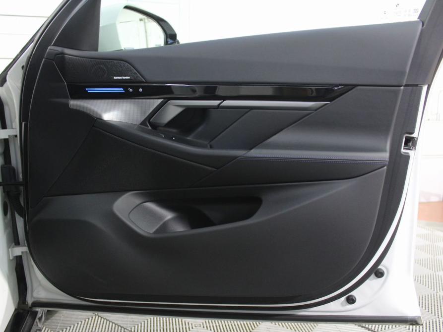 BMW 5 серии VIII (G60/G61/G68) Москва  - изображение 28