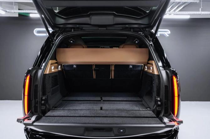 Новый Land Rover Range Rover V 2025 года, цена 23 490 000 рублей, внедорожник, Автокод Объявления