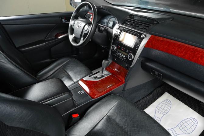 Toyota Camry VII (XV50) с пробегом 2013 года, цена 1 579 000 рублей, 206000 км, седан, Автокод Объявления