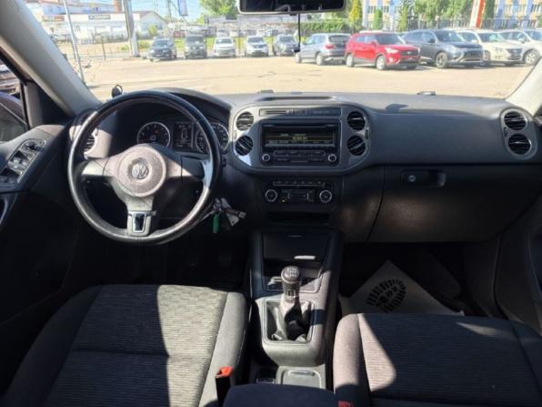 Volkswagen Tiguan I Рестайлинг с пробегом 2014 года, цена 1 205 800 рублей, 110281 км, внедорожник, Автокод Объявления