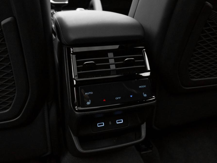 Geely Monjaro I Москва  - изображение 15