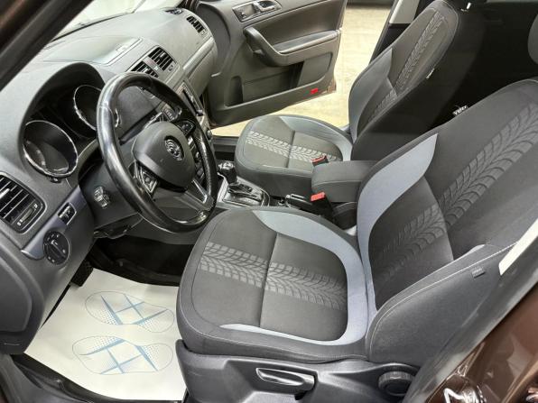 Skoda Yeti I Рестайлинг с пробегом 2015 года, цена 1 300 000 рублей, 189429 км, внедорожник, Автокод Объявления