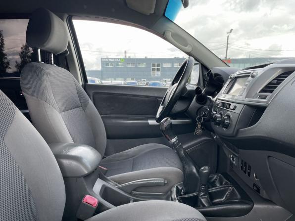 Toyota Hilux VII Рестайлинг с пробегом 2012 года, цена 1 299 999 рублей, 528610 км, offers.body_type.unknown, Автокод Объявления