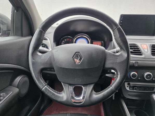 Renault Megane III Рестайлинг с пробегом 2014 года, цена 580 000 рублей, 219607 км, хэтчбек, Автокод Объявления