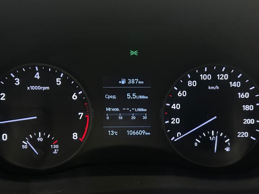 Hyundai Solaris II Санкт-Петербург  - изображение 23