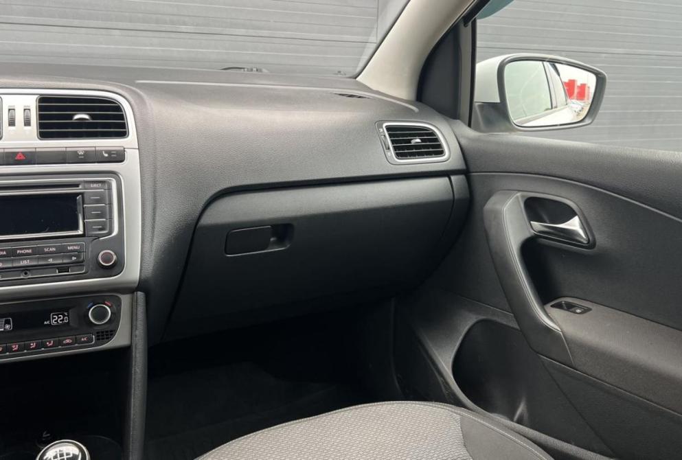Volkswagen Polo V Красноярск  - изображение 17