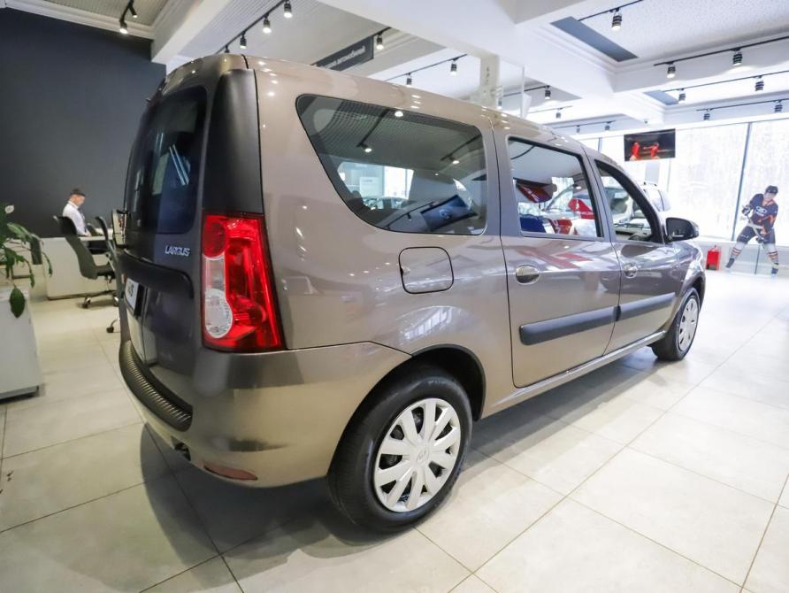 Lada (ВАЗ) Largus I Рестайлинг Москва  - изображение 4