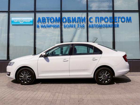 Skoda Rapid I Рестайлинг с пробегом 2018 года, цена 925 000 рублей, 202000 км, лифтбек, Автокод Объявления