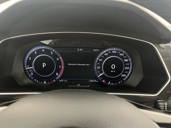 Volkswagen Tiguan II с пробегом 2017 года, цена 2 575 000 рублей, 118678 км, внедорожник, Автокод Объявления