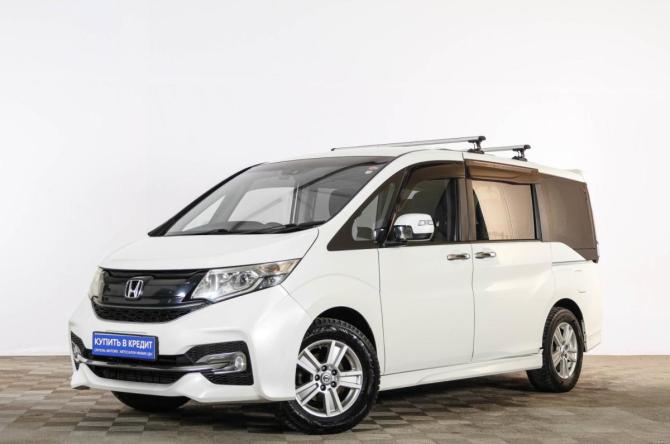 Honda Stepwgn V с пробегом 2016 года, цена 2 029 000 рублей, 191000 км, минивэн, Автокод Объявления