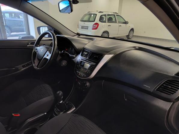 Hyundai Solaris I Рестайлинг с пробегом 2014 года, цена 615 000 рублей, 238780 км, седан, Автокод Объявления