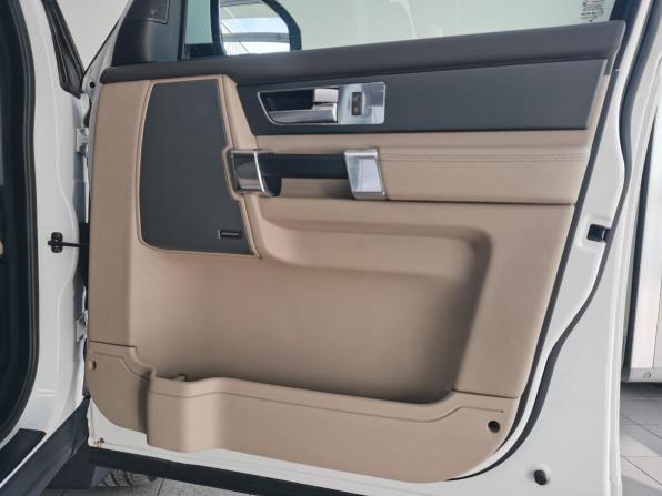 Land Rover Discovery IV Рестайлинг с пробегом 2014 года, цена 2 400 000 рублей, 150360 км, внедорожник, Автокод Объявления
