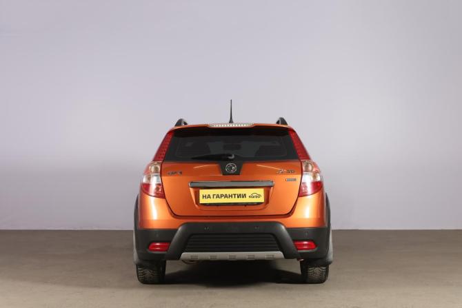 Dongfeng H30 Cross с пробегом 2015 года, цена 899 000 рублей, 139008 км, хэтчбек, Автокод Объявления