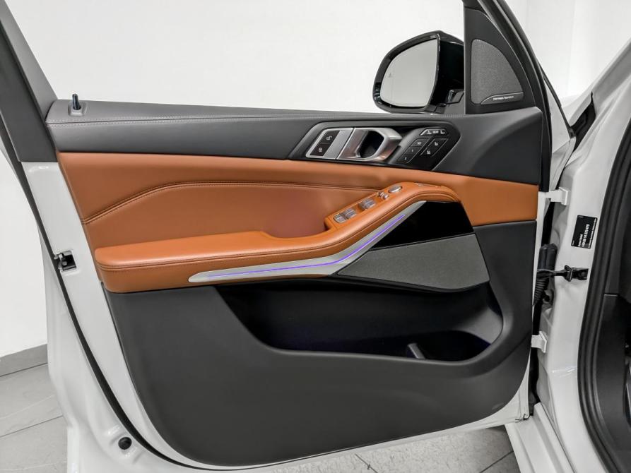 BMW X7 I (G07) Рестайлинг Санкт-Петербург  - изображение 21