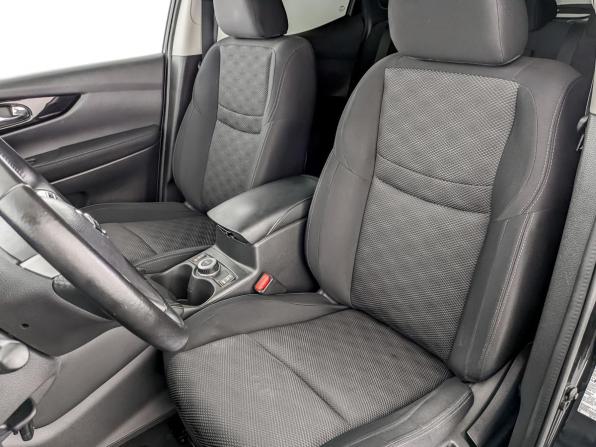 Nissan Qashqai II с пробегом 2017 года, цена 1 815 000 рублей, 68860 км, внедорожник, Автокод Объявления