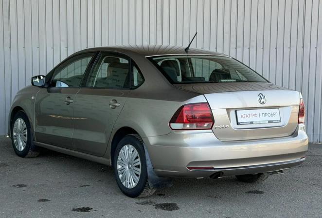 Volkswagen Polo V Рестайлинг с пробегом 2015 года, цена 840 000 рублей, 154003 км, седан, Автокод Объявления