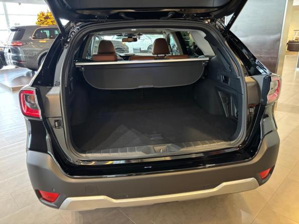 Subaru Outback VI Рестайлинг с пробегом 2023 года, цена 5 500 000 рублей, 32487 км, универсал, Автокод Объявления