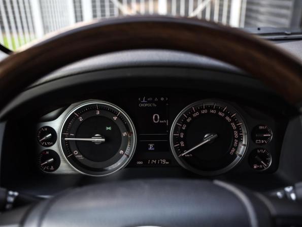 Toyota Land Cruiser 200 Series Рестайлинг 2 с пробегом 2016 года, цена 5 899 000 рублей, 114168 км, внедорожник, Автокод Объявления