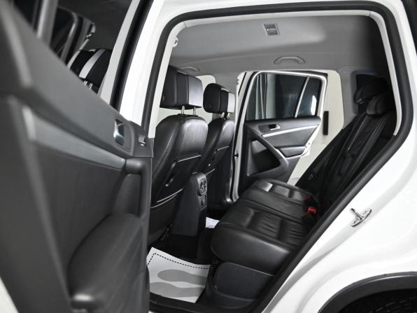 Volkswagen Tiguan I Рестайлинг с пробегом 2013 года, цена 875 000 рублей, 134694 км, внедорожник, Автокод Объявления