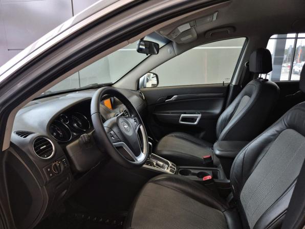 Opel Antara I Рестайлинг с пробегом 2012 года, цена 1 049 000 рублей, 236147 км, внедорожник, Автокод Объявления